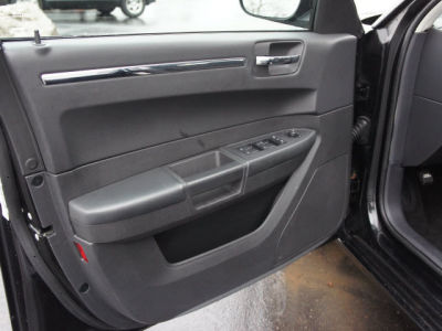 2010 Chrysler 300  Touring