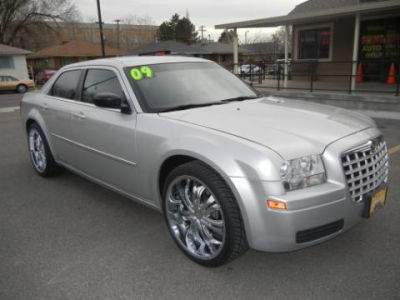 2009 Chrysler 300  LX