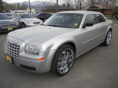 2009 Chrysler 300  LX