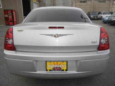 2009 Chrysler 300  LX
