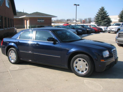 2005 Chrysler 300  Touring