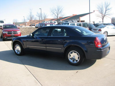 2005 Chrysler 300  Touring