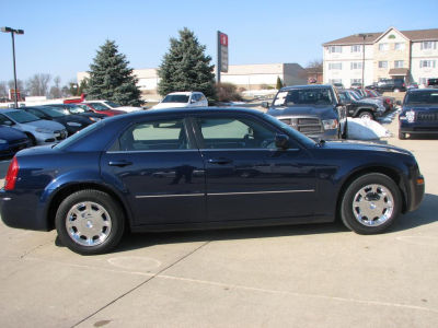 2005 Chrysler 300  Touring