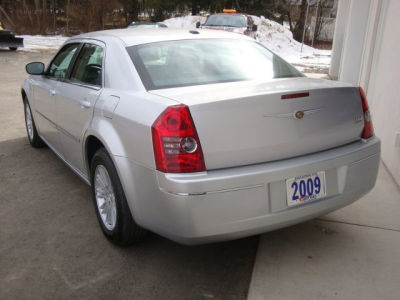 2009 Chrysler 300  Touring