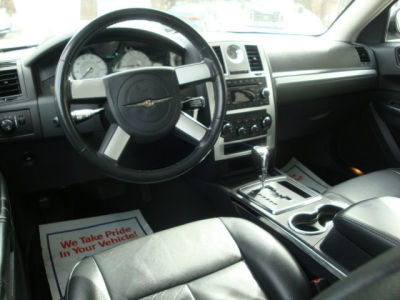 2009 Chrysler 300  Touring