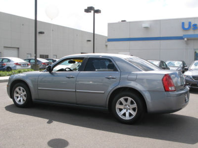 2007 Chrysler 300  Base
