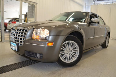 2010 Chrysler 300  Touring