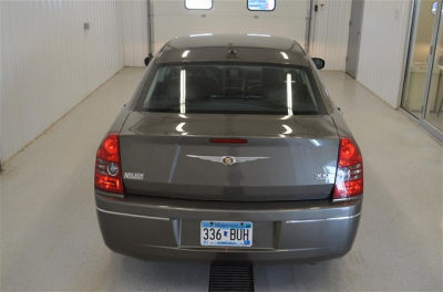 2010 Chrysler 300  Touring