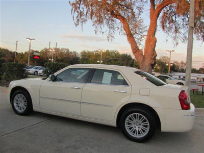 2010 Chrysler 300  Touring