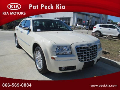 2010 Chrysler 300  Touring