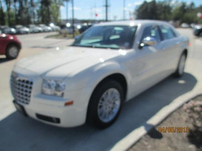 2010 Chrysler 300  Touring
