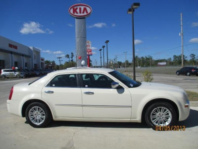 2010 Chrysler 300  Touring