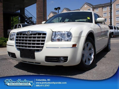 2005 Chrysler 300  Touring