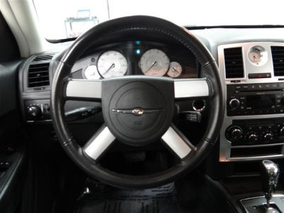 2010 Chrysler 300  Touring