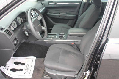 2010 Chrysler 300  Touring