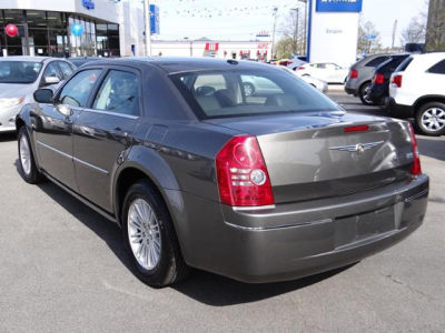 2009 Chrysler 300  Touring