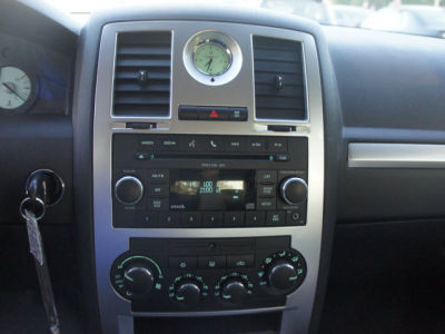 2010 Chrysler 300  Touring