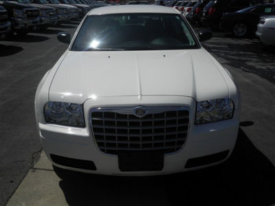 2009 Chrysler 300  LX
