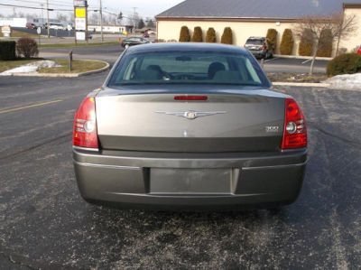 2010 Chrysler 300  Touring