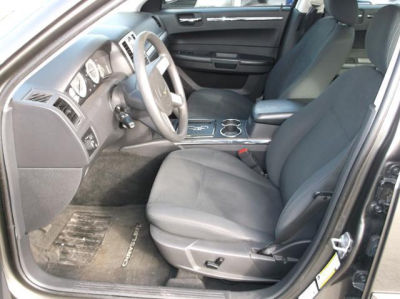 2010 Chrysler 300  Touring
