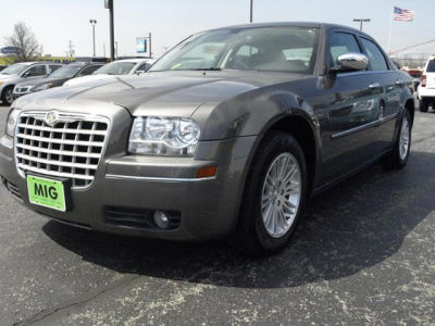 2010 Chrysler 300  Touring