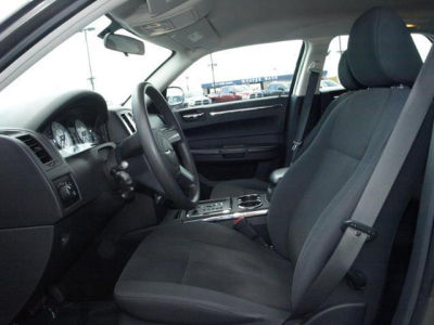 2010 Chrysler 300  Touring