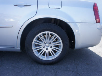 2009 Chrysler 300  Touring