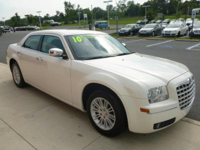 2010 Chrysler 300  Touring