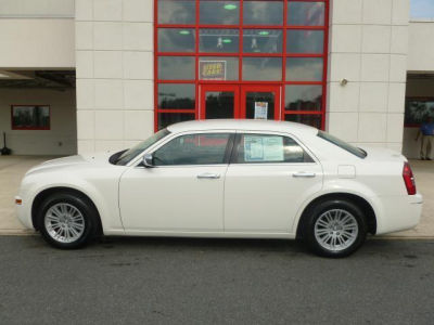 2010 Chrysler 300  Touring