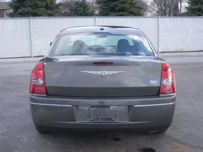 2009 Chrysler 300  Touring
