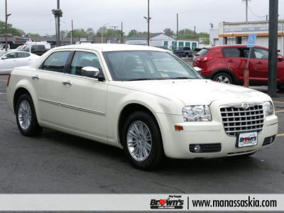 2010 Chrysler 300  Touring