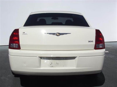 2007 Chrysler 300  Base