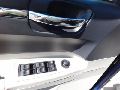 2005 Chrysler 300  Touring