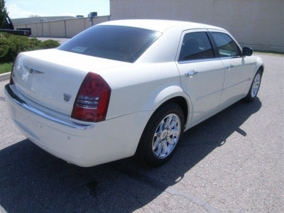 2005 Chrysler 300  300C