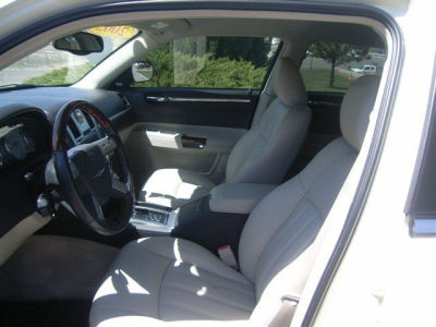 2005 Chrysler 300  300C