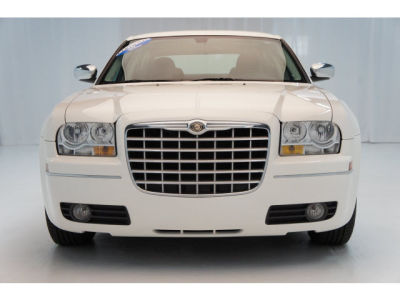 2010 Chrysler 300  Touring