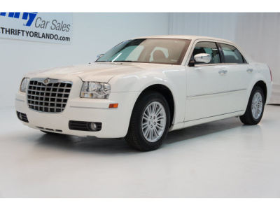 2010 Chrysler 300  Touring