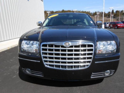 2010 Chrysler 300  Touring