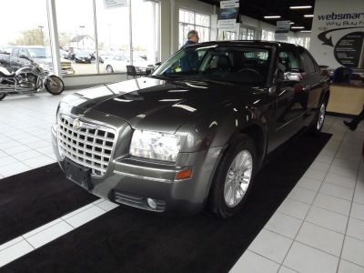 2010 Chrysler 300  Touring