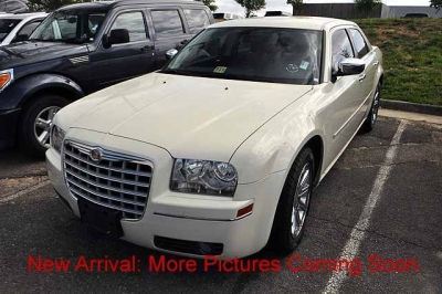 2010 Chrysler 300  Touring