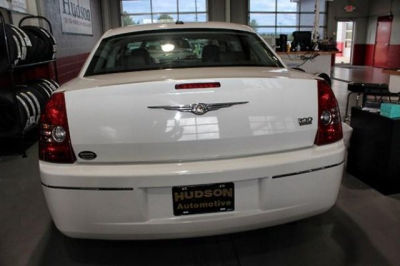 2009 Chrysler 300  Touring