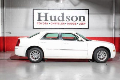 2009 Chrysler 300  Touring