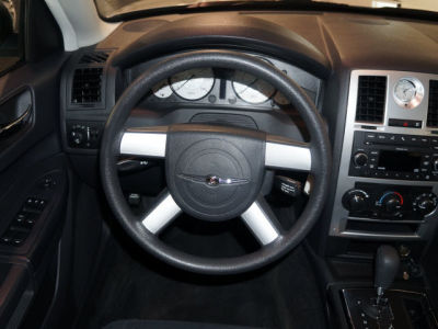 2010 Chrysler 300  Touring Plus