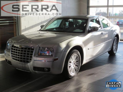 2010 Chrysler 300  Touring