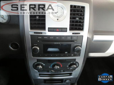 2010 Chrysler 300  Touring