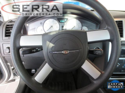 2010 Chrysler 300  Touring