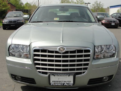 2005 Chrysler 300  Touring
