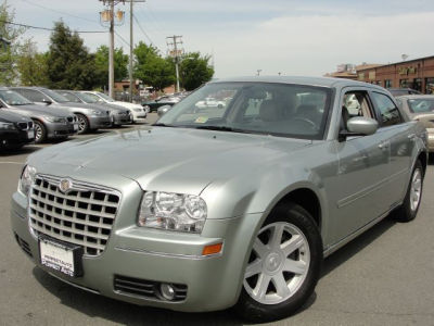 2005 Chrysler 300  Touring