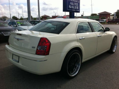 2010 Chrysler 300  Touring