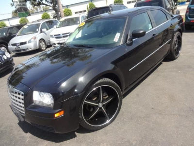 2008 Chrysler 300  LX